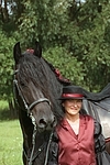 Frau mit Friese / woman and friesian horse